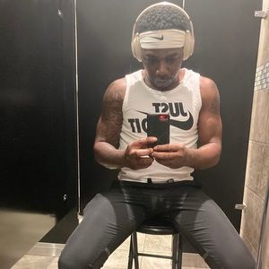 Meet your Posher, Floyd